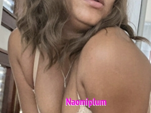 Naomiplum
