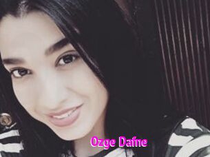 Ozge_Dafne