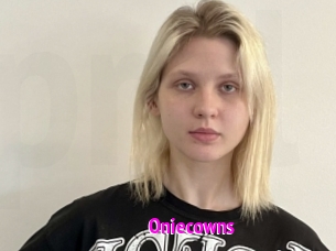 Oniecowns