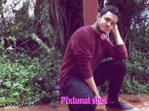 Pixlunal_shot
