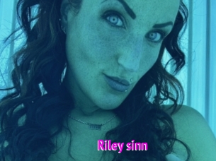 Riley_sinn