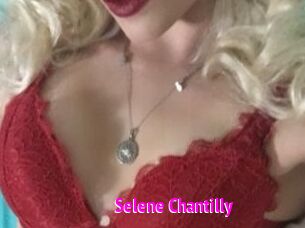Selene_Chantilly