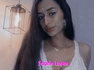 Sophie_Logan