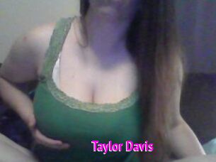 Taylor_Davis