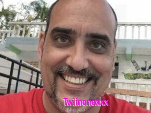 Twiinonexxx