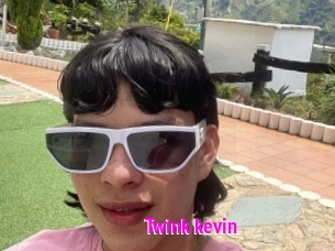 Twink_kevin