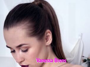 Vanessa_Brons