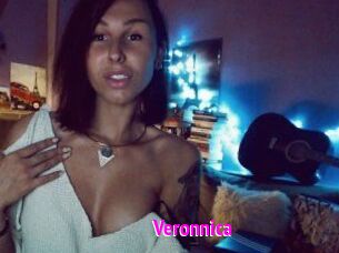 Veronnica