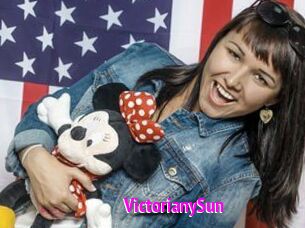 VictorianySun
