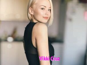 Vikki_Cruz