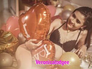 Veronicalodgee