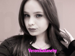 Veronikadanehy