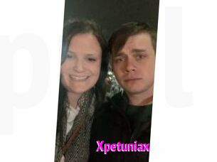 Xpetuniax